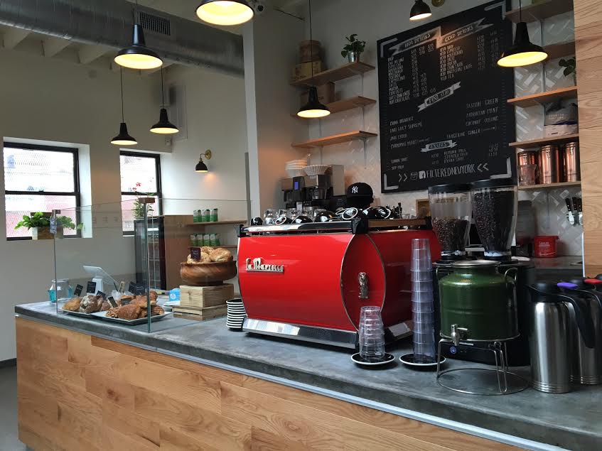 A+new+coffeehouse+in+the+South+Bronx+has+led+many+to+start+talking+about+the+effects+of+such+examples+of+gentrification.+%28Michael+Dobuski%2FThe+Fordham+Ram%29