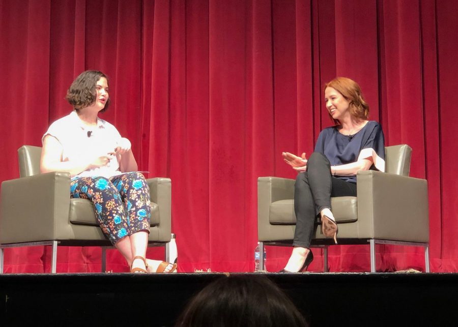 CAB+President+Kathryn+Teaney%2C+GSB+%2719%2C+interviewed+Ellie+Kemper+at+the+speaker+event.+%28Colette+Nolan%2F+The+Fordham+Ram%29