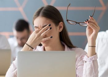 Are Your Eyes Tired of the Screen? How Can You Combat Eye Strain Today?