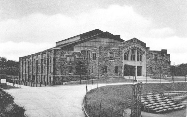 Rose Hill Gym At 90 Is Still Full Of Life The Fordham Ram